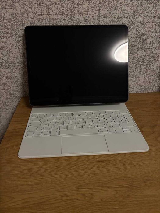 iPad Pro 12.9 128GB + Apple Pencil + Magic Keyboard (Ідеальний)