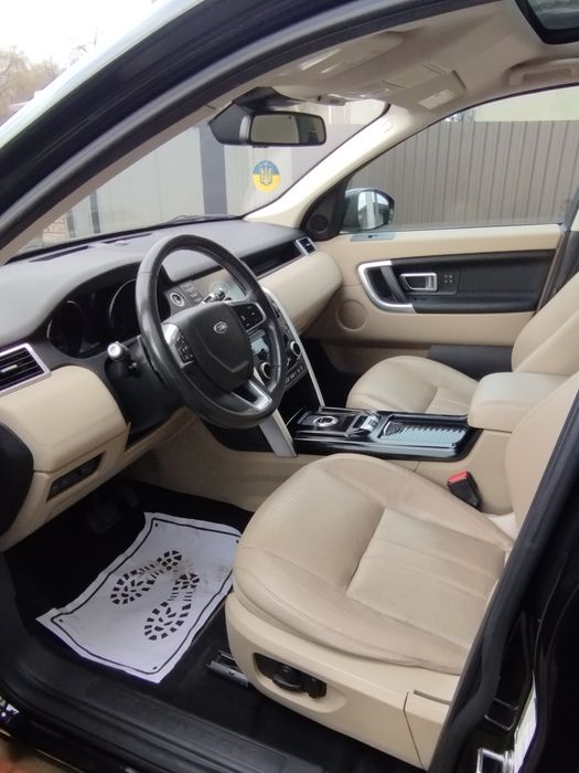 Land rover discovery sport 17 рік 2.0 бензин