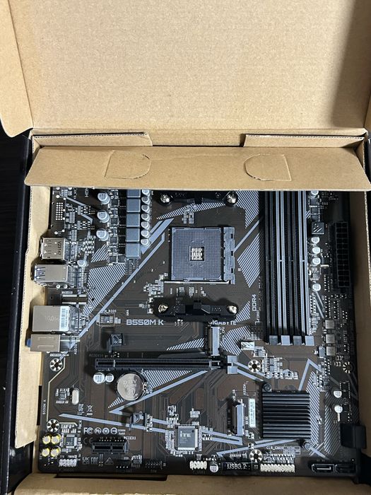 B550M K gigabyte