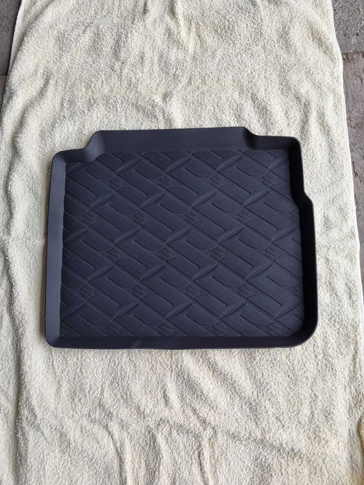 Dywaniki gumowe oryginalne do Suzuki SX4 S-Cross Premium rocznik 2019