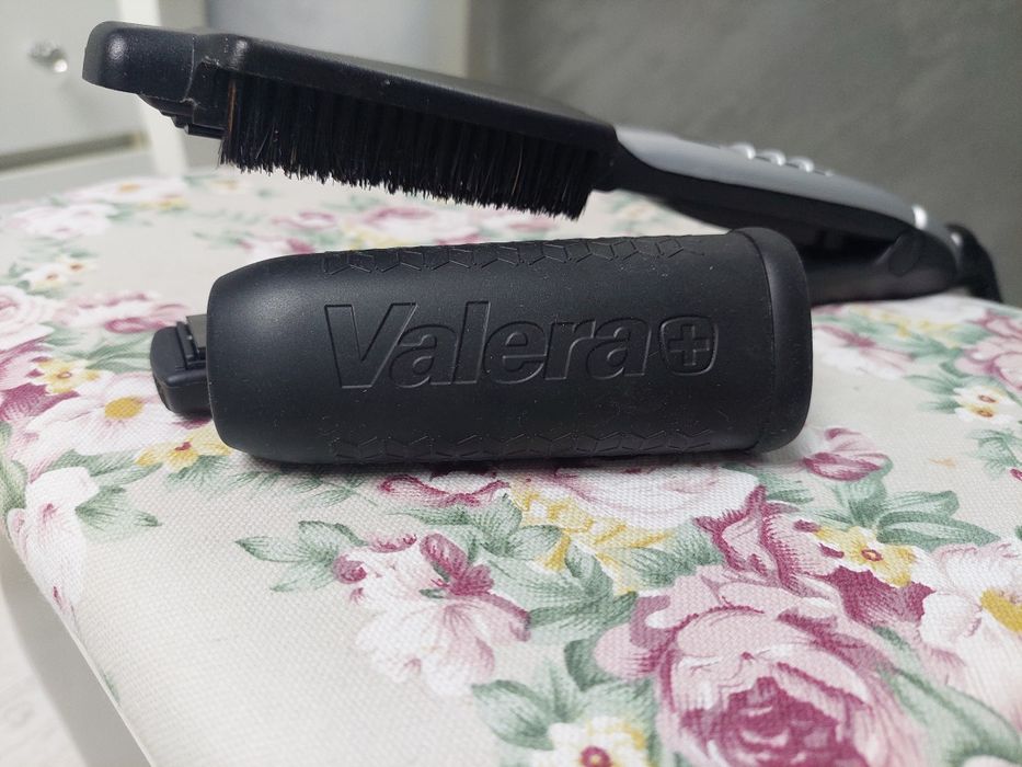 Prostownica do włosów Valera