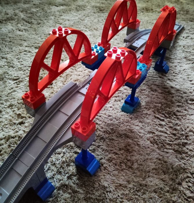 Most kolejowy z kratownicami • lego duplo