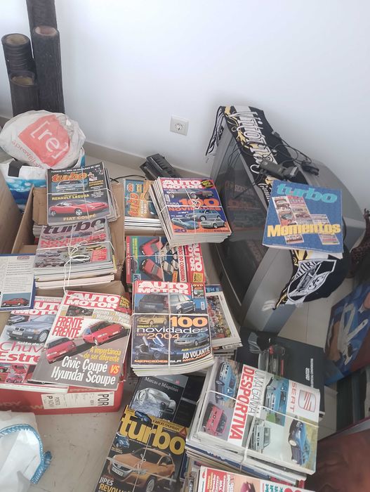 Tenho para venda 2000 revista auto motor, e turbo coleção completa desde 1993,