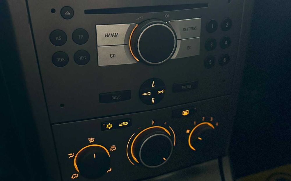 Opel Astra 2005 року