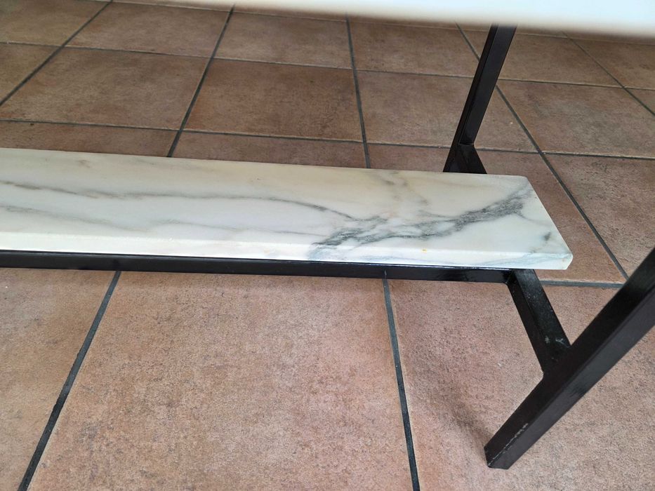 Antiguidade - Mesa de Apoio (Mármore 35Kg)