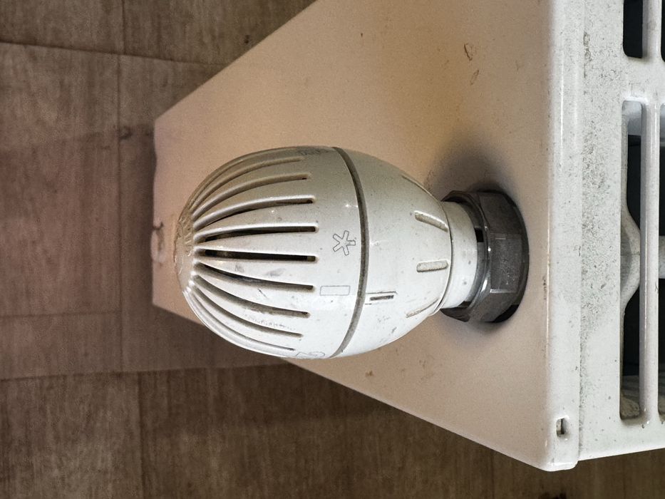 Радиатор Purmo Ventil Compact 22 600x900 с термоголовкой