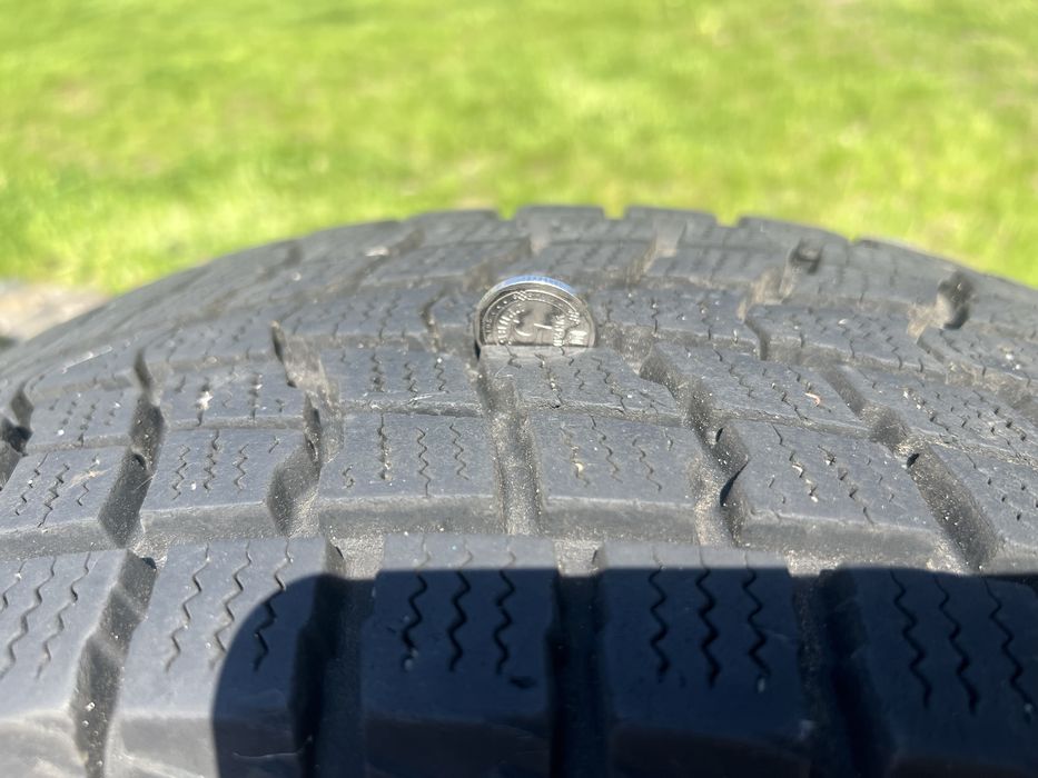 Автошини Dunlop Grandtrek SJ6.