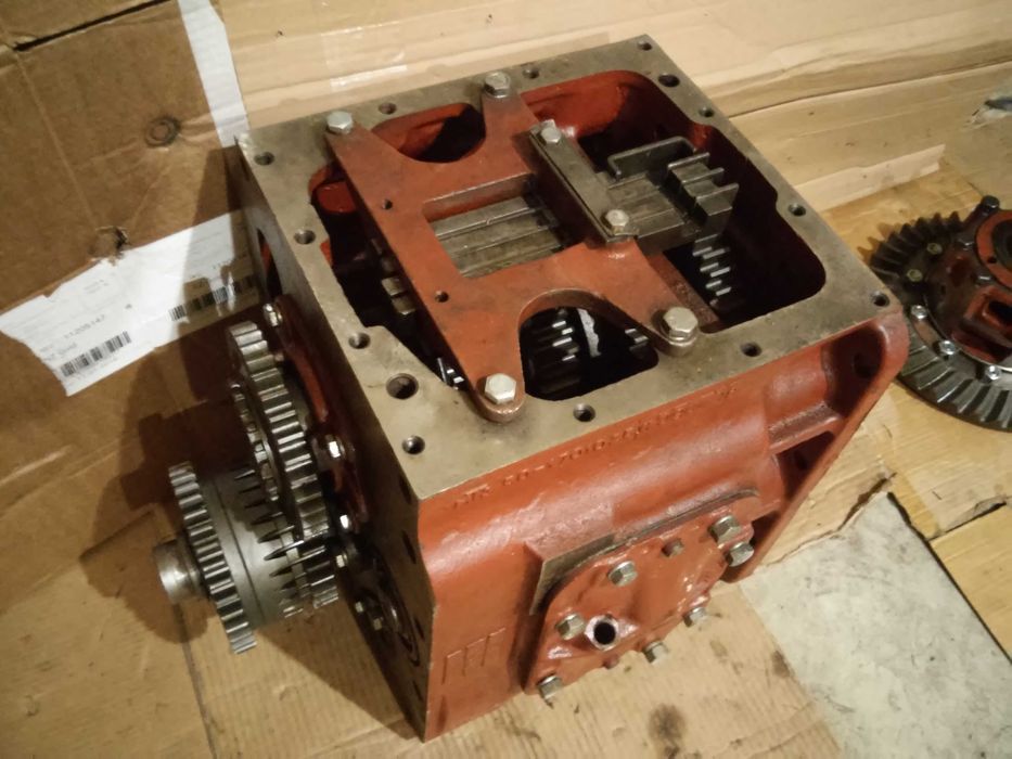 Коробка передач МТЗ-80, КПП МТЗ-82, промежутка МТЗ-82