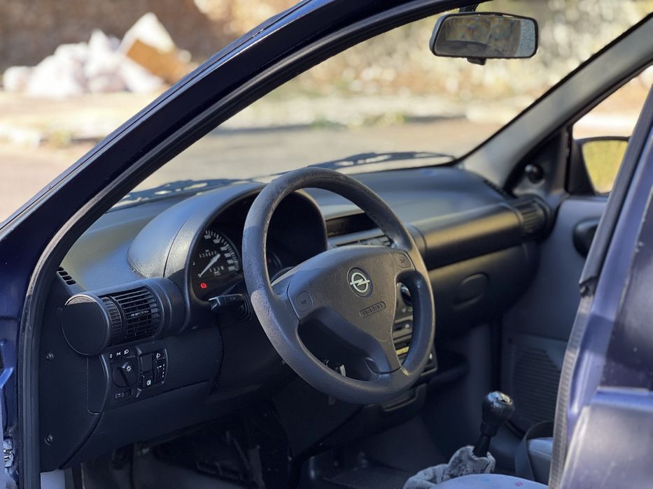 Opel Corsa 1.0 Eco - 2000 — photo 5