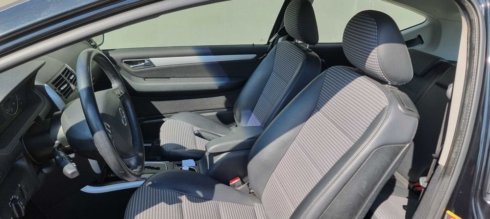 Mercedes A150 com cx. automática