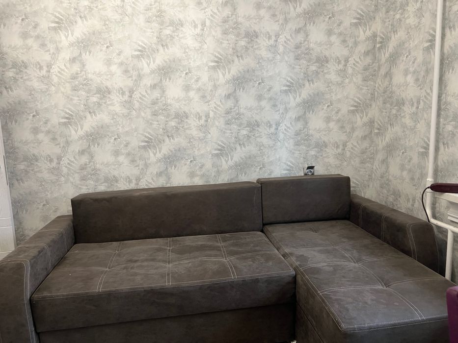 Диван кутовий колір шоколадний 2.4метри