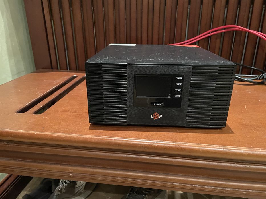 Джерело безперебійного живлення