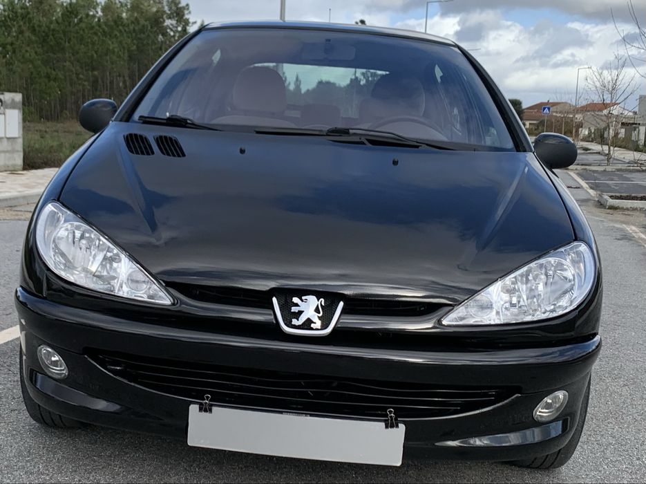 Peugeot 206 //143mil kms //AC digital // teto panorâmico -Impecável