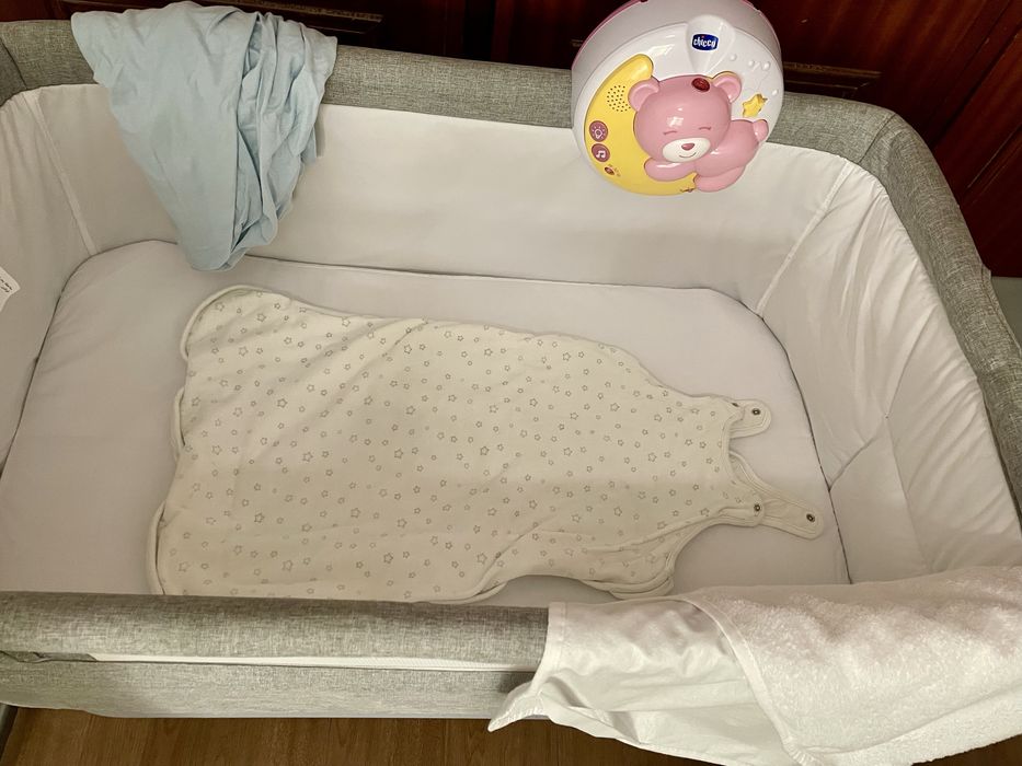 Berço Co-Sleeping 2 em 1 Kinderkraft NESTE UP – Cinza