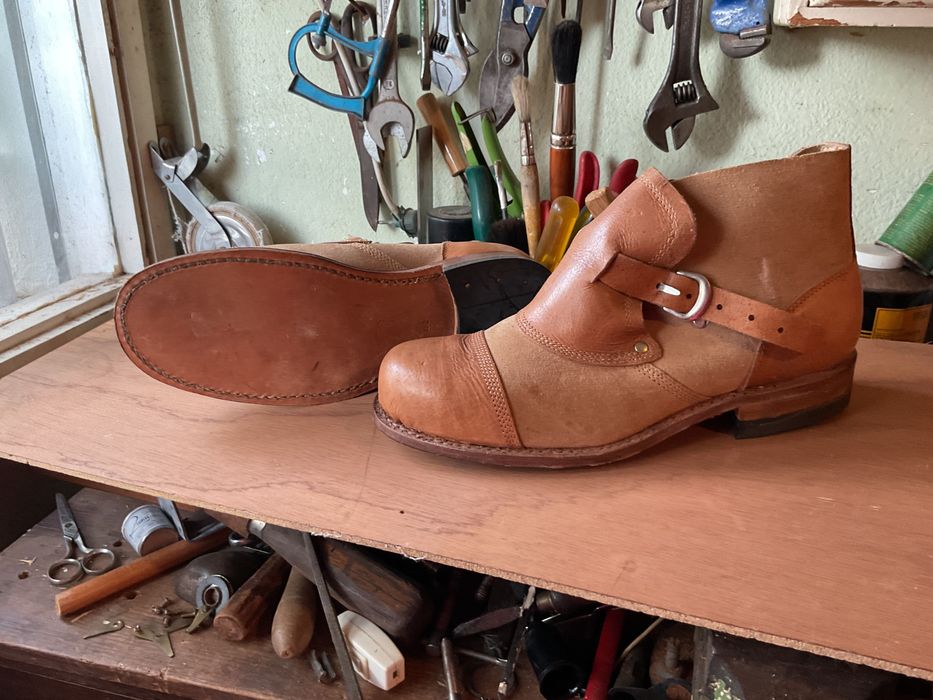 Botas de soldador novas