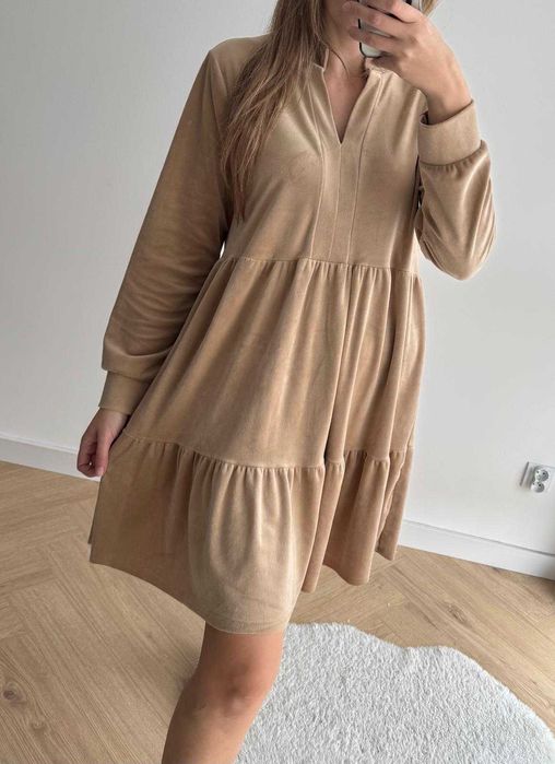 Made in Italy sukienka beżowa welurowa 44 xxl