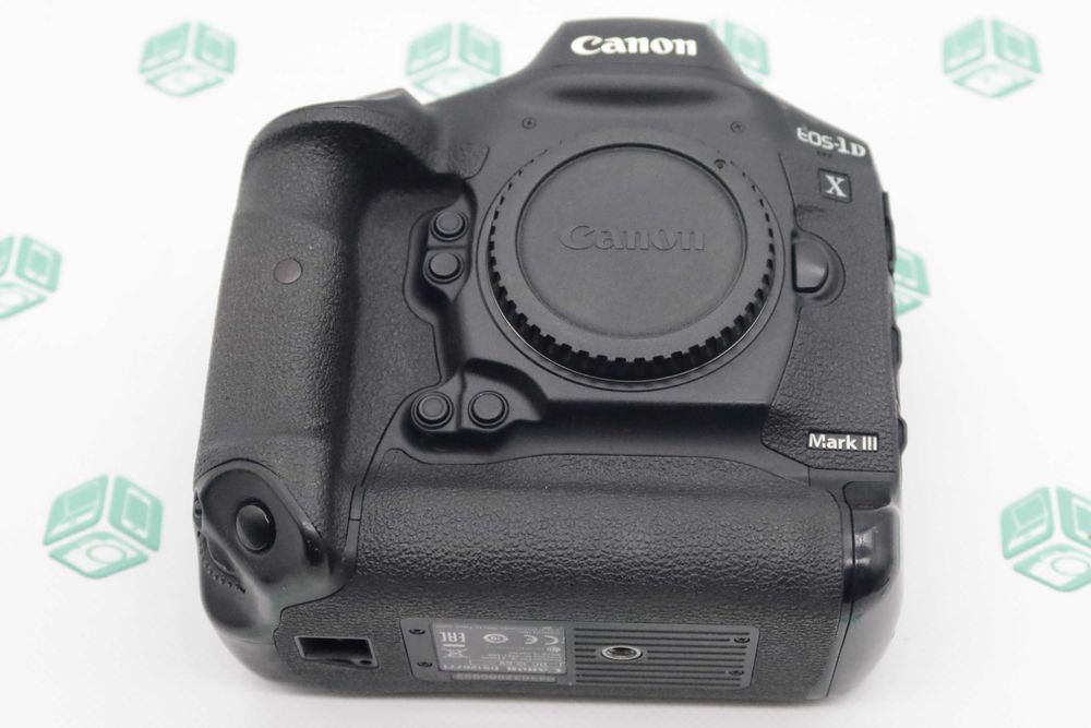 Canon EOS-1D X Mark III – професійна флагманська камера