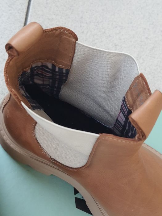 Продам жіночі Челсі, р.37, р.41