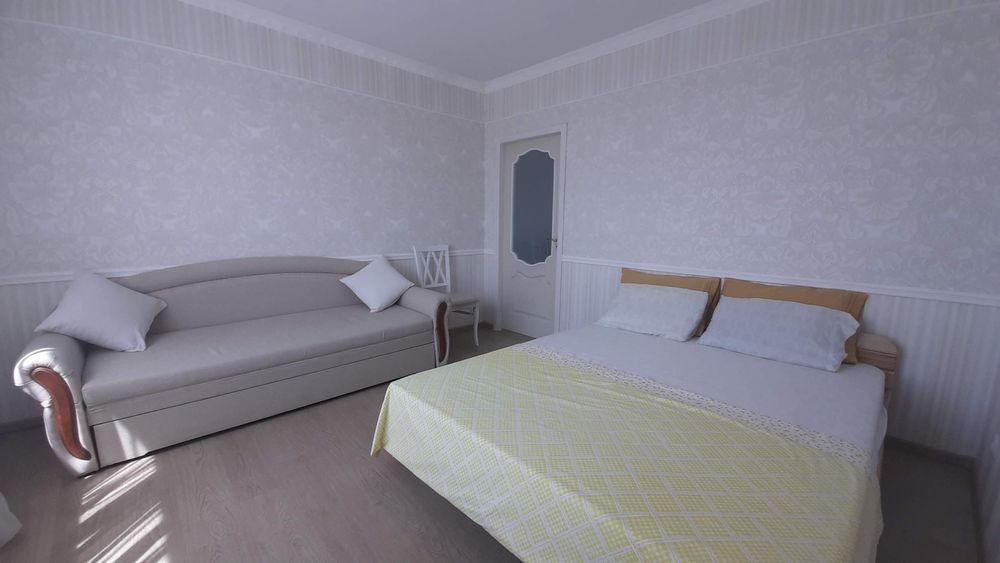 Подобово -погодинно ,1-2 кім.кв. Власна , Харьківске шосе 17-А, Мега-