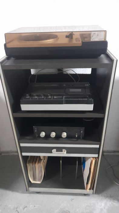 Movel para aparelhagem anos 70