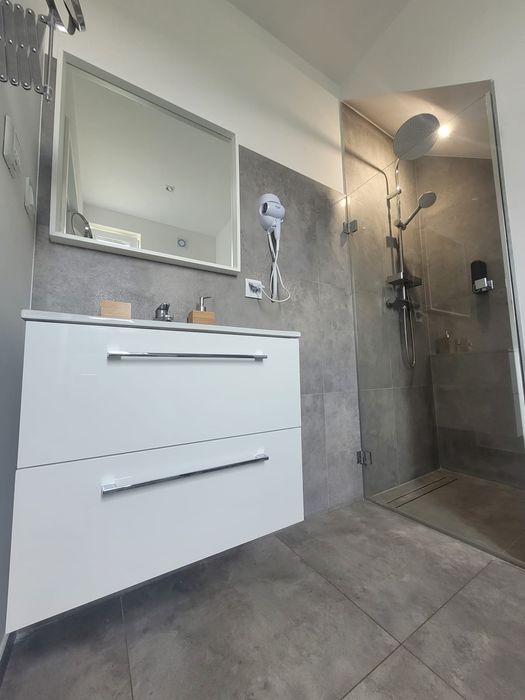 Domek z jakuzzi w górach