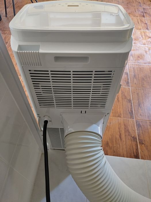 DAITSU Ar Condicionado Portátil - APD12X F/C