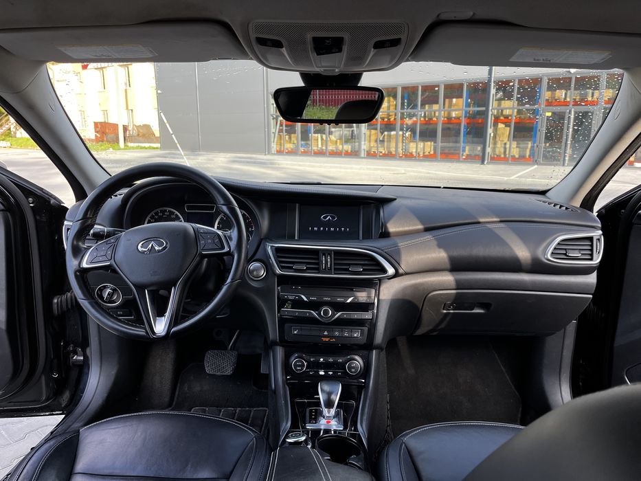 Infiniti QX30 2017