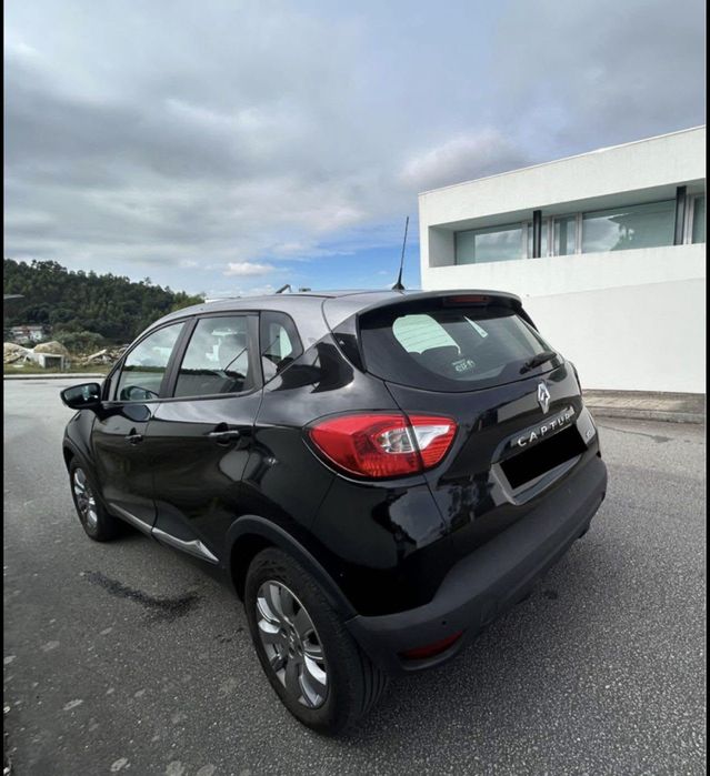 Renault Captur 1.5 DCi, impecável