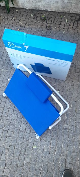 Encosto para cama regulável.