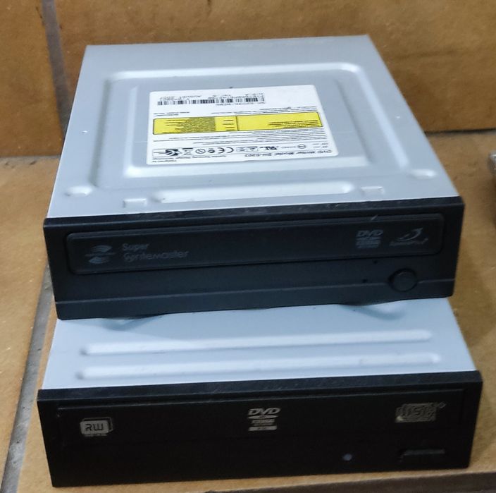 Оптический DVD-RW привод для ПК и ноутбуков