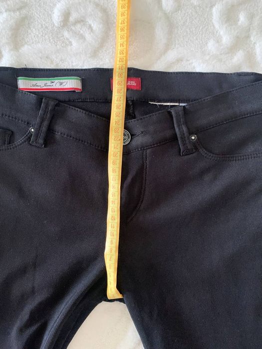 Штани Armani Jeans. 30 та 31 розмір.