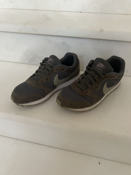 Ténis Nike MD Runner 2