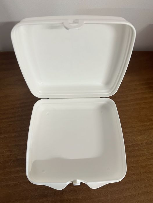 Sanduicheira / Lancheira Mickey Tupperware