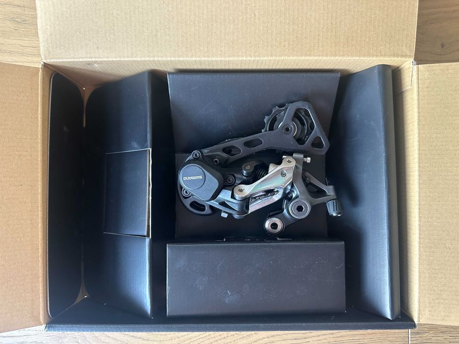 Задній перемикач Shimano GRX810, Shadow RD+