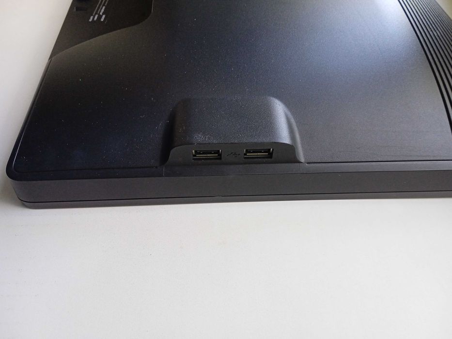 широкоформатный монитор Dell P2212H 22 дюйма