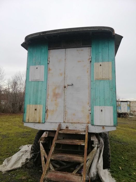 продам павільйон із бджолами