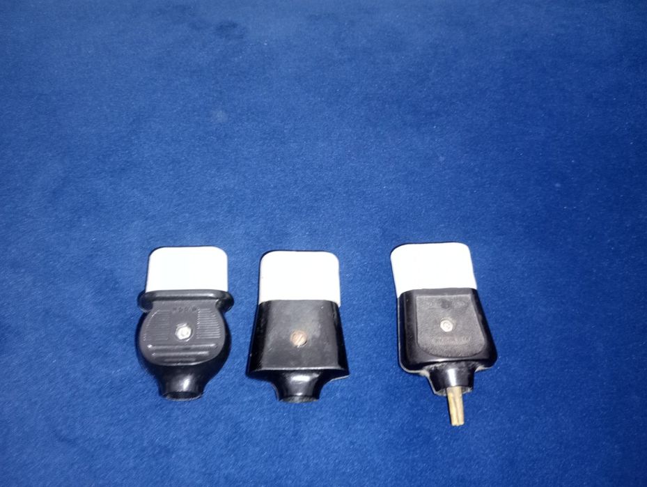 Wtyczki elektryczne PRL