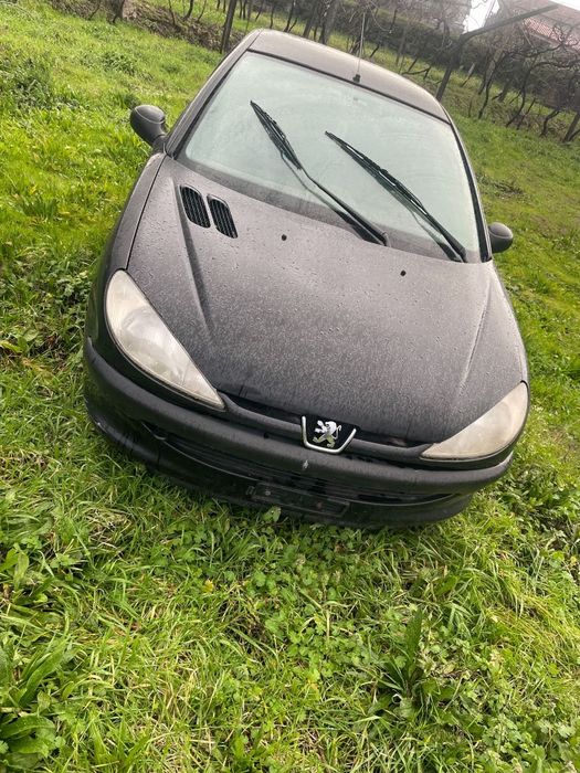Carro Peugeot 206 TD 1.9 Diesel 2001