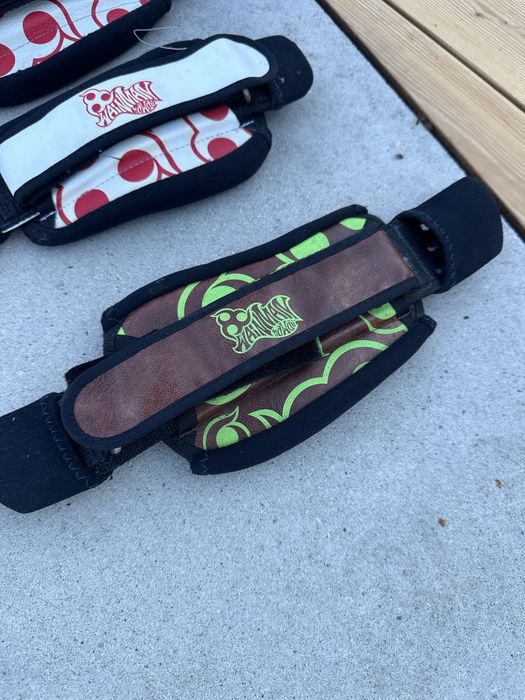 Strapy Kitesurfing Wainman Hawai