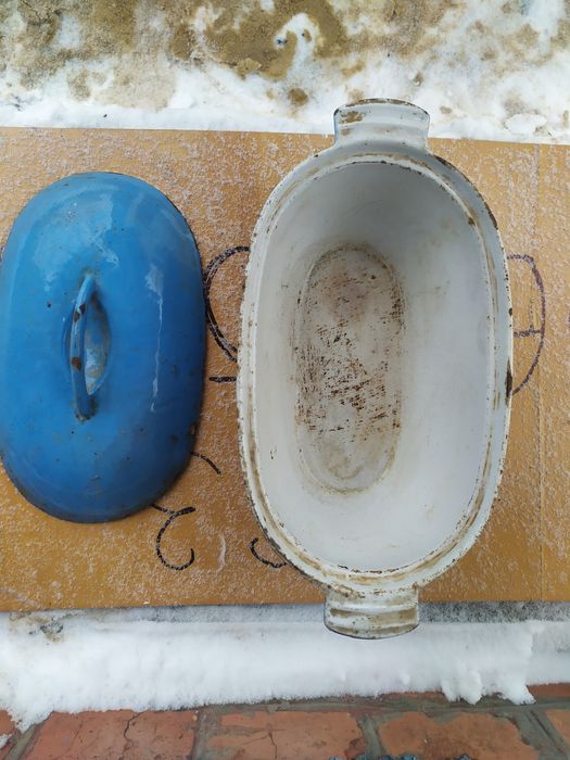 Продам разную посуду .