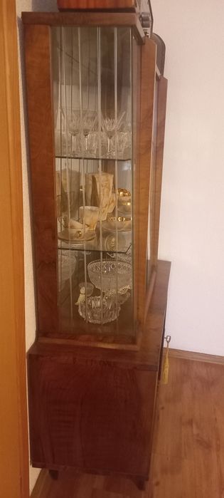 Serwantka, szklana komoda, witryna