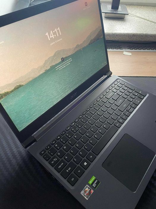 Laptop acer aspire 7