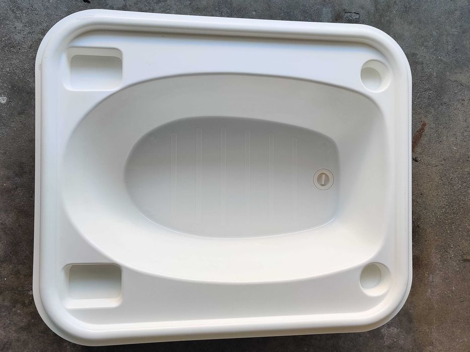 Berço e banheira para bébé