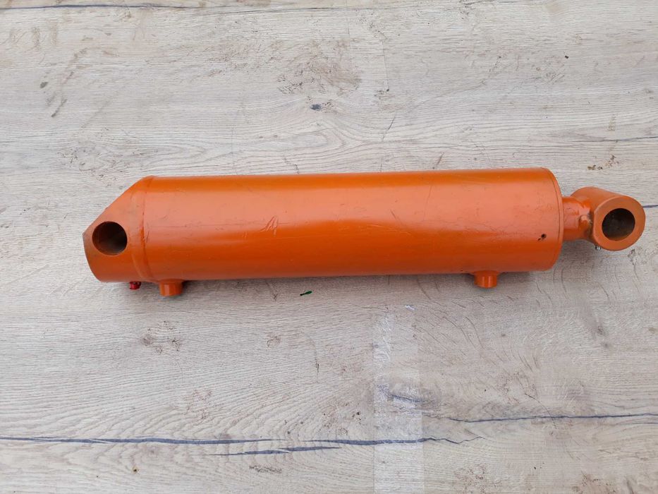 Siłownik hydrauliczny dwustronnego działania FI 50 łuparka