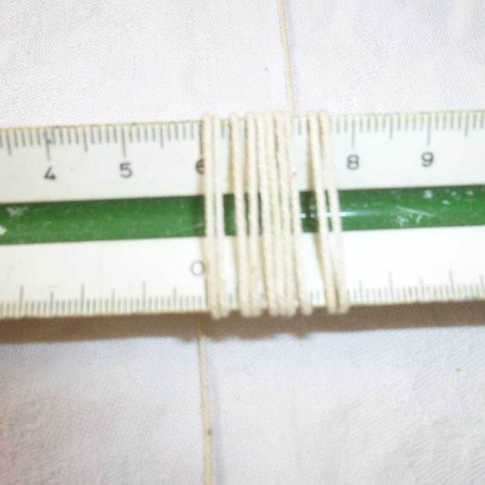 Corda de 100% algodão 12/9,  para tecelagem e tapeçaria.