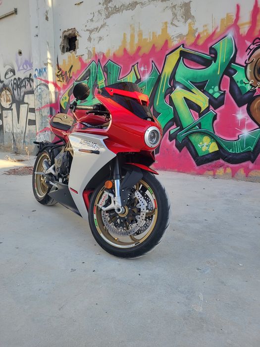 Mv Agusta superveloce800