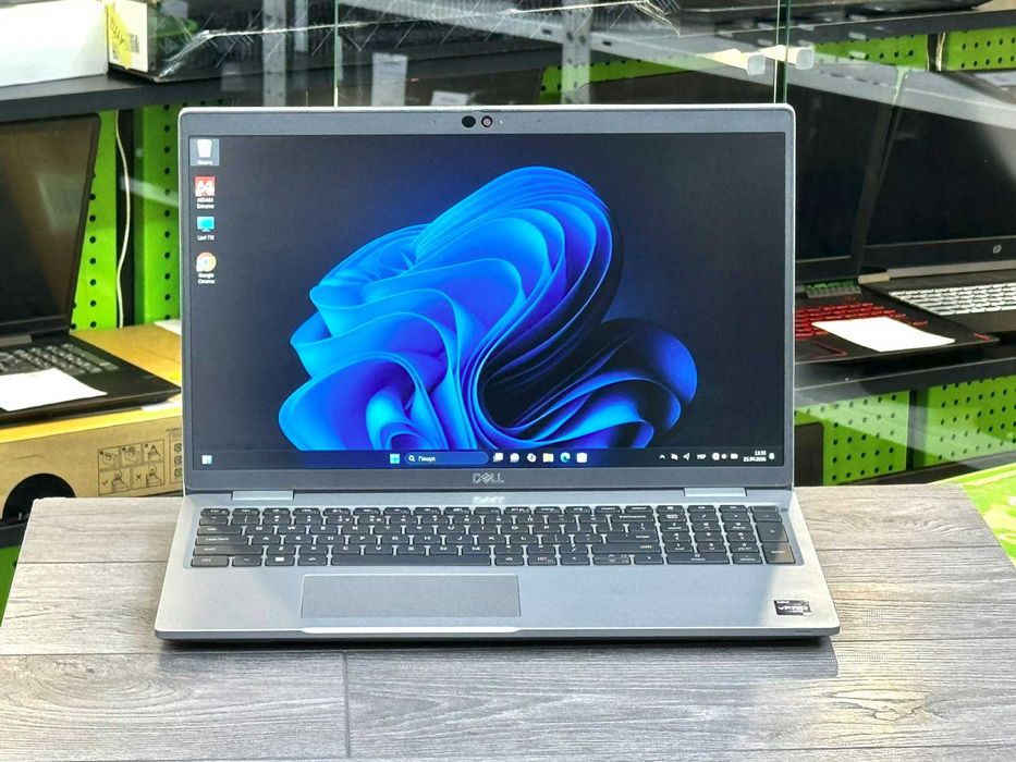 Ноутбук Dell Latitude 5530 / Intel Core i7-1265u / Ram 16Gb / 512 SSD / Є оплата частинами МОНО/ПРИВАТ / Гарантія півроку