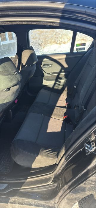 Bmw e90 2007rok  2.0benzyna+ lpg