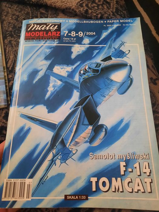 F-14 TOMCAT MAŁY MODELARZ