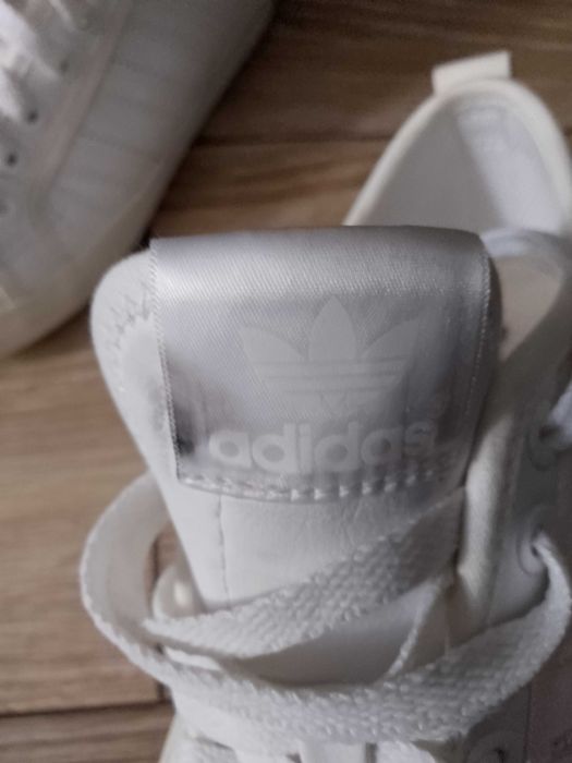 Damskie buty sportowe Adidas Honey Lo 36,5